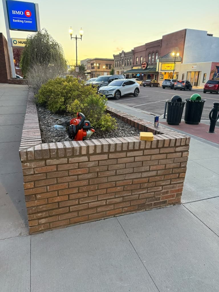 Hardscape patio and retaining wall project